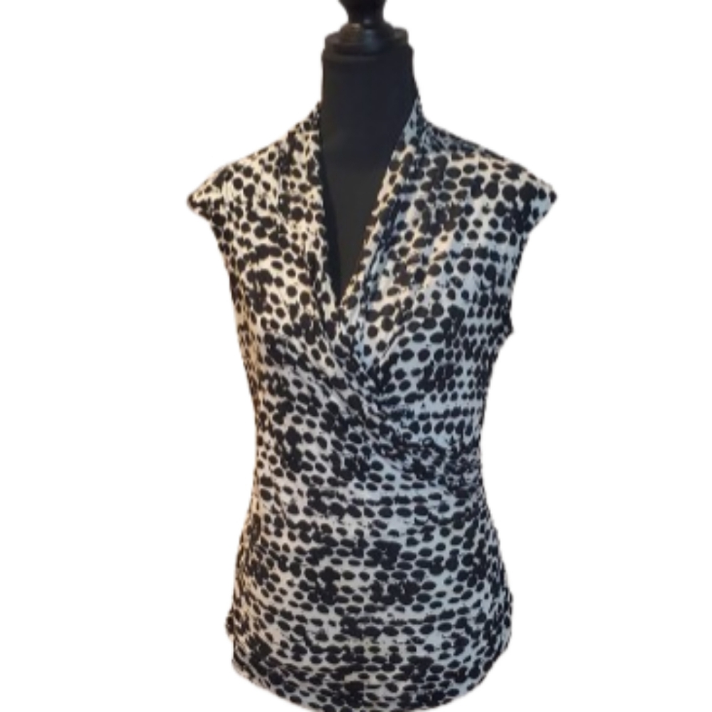 H&M Black and White Wrap Blouse with Fitted Style